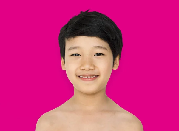 上半身裸アジアの少年 — ストック写真