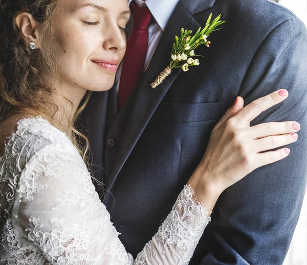 Bruid en bruidegom samen — Stockfoto