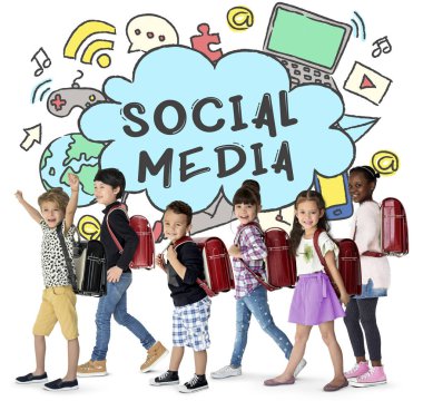 çok ırklı okul çocukları