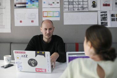 Başlangıç iş takım beyin fırtınası 