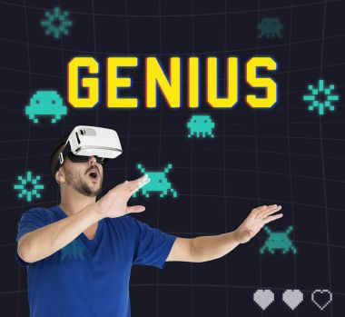 Adam visualiaing gerçeklik Gadget'ı kullanma 