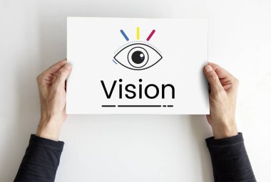 afişini holding eller 