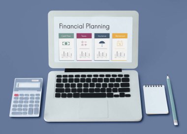 Çalışma alanı ile modern dizüstü