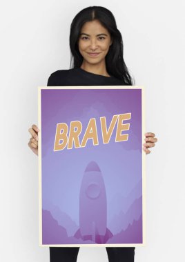 kadın holding tasarlamak