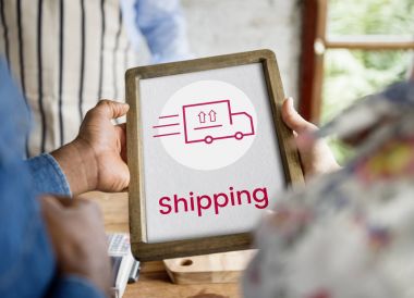 İnsanlar tutar tabela