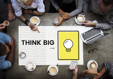 panoda çalışma iş adamları