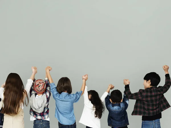 Bellissimi bambini della scuola diversità — Foto Stock