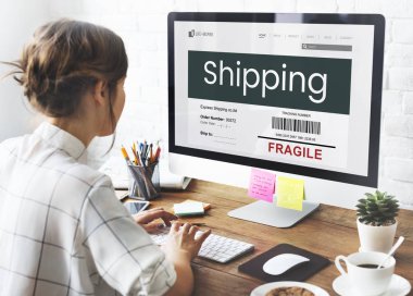 çalışan kız stüdyo tasarımı