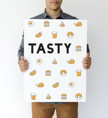 Elinde bayrak tutan adam