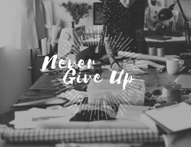 Moda Tasarımcısı Showroom çizim