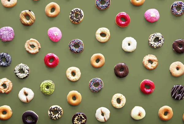상단으로 보기 다양 한 도넛 — 스톡 사진