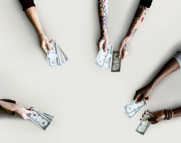 Mãos Segurando Dólar Contas — Fotografia de Stock