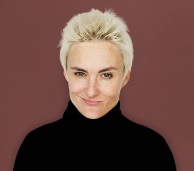 Güzel sarışın kadın.