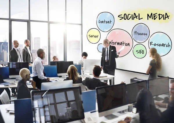 Gente de negocios trabajando —  Fotos de Stock