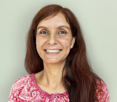 güler Kızılderili kadın yüz