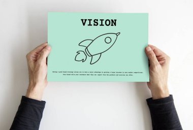 afişini holding eller 