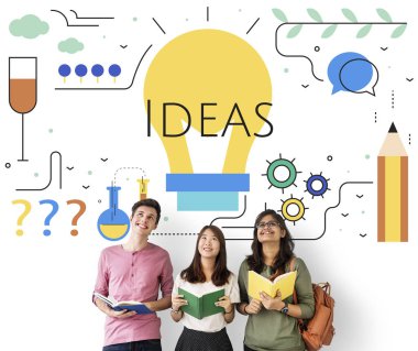 Kitaplar çok kültürlü öğrencilerle gülümseyen