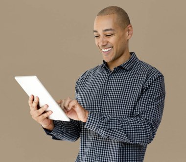 Dijital tablet tutan adam