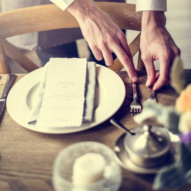 Butler hazırlamak yemek ve mutfak gereçler, orijinal photoset