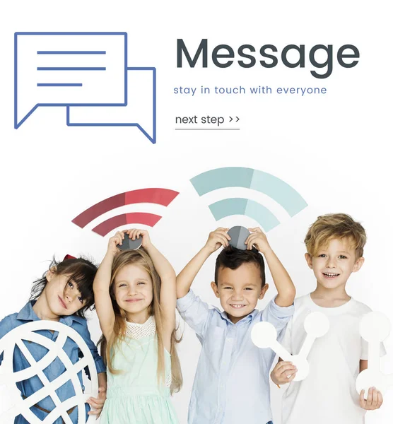 Küçük simgeleri ağ ile çocuk 