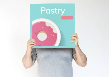 Elinde bayrak tutan adam