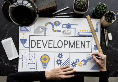 afiş çalışan eller