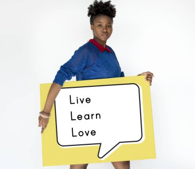 Afrikalı-Amerikalı kadın ile bayrak