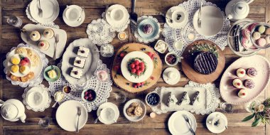 kek çilek Çilek ile