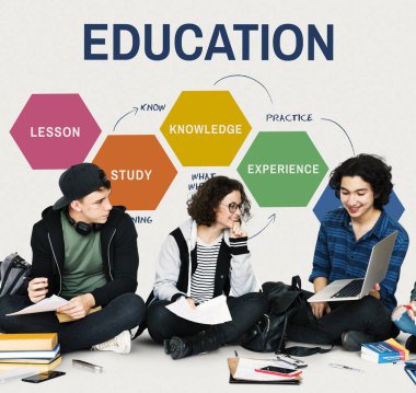 Öğrenciler birlikte öğrenme 