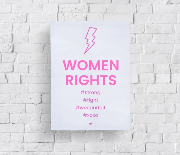 Beyaz tuğla duvara afiş 