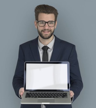 Beyaz yakışıklı iş adamı 