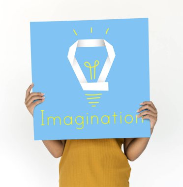  kadın holding tasarlamak