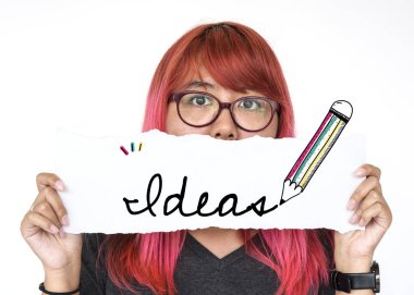 pembe saçlı Asyalı kadın