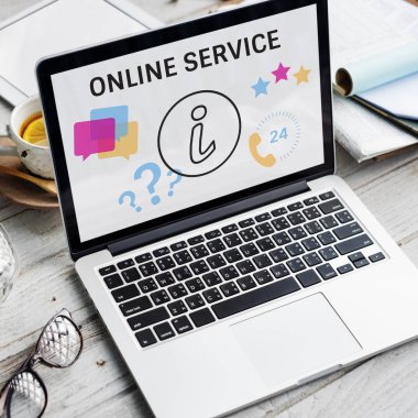 Tablo açılan çalışma laptop