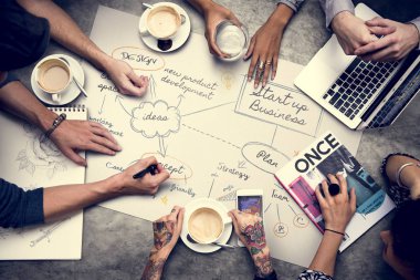 panoda çalışma iş adamları