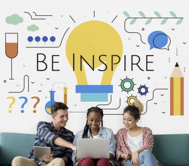 Arkadaşlar dijital cihazlar kullanarak 