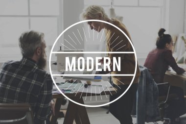 yaratıcı tasarımcılar çalışma