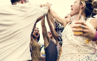 Eller birlikte istifleme arkadaşlar