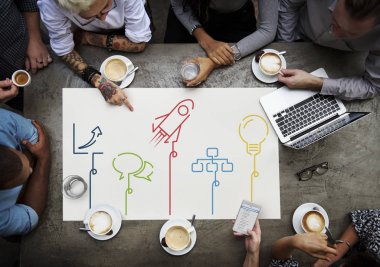 panoda çalışma iş adamları