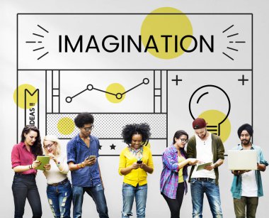 Dijital aygıtlar kullanan insanlar