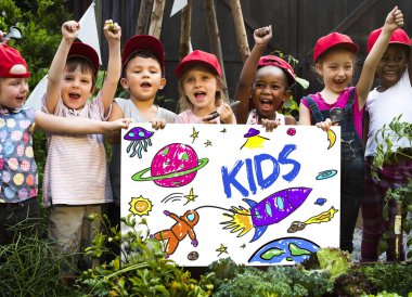 Çocuk Holding tasarlamak