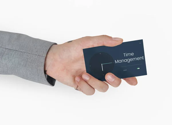 Mão masculina segurando cartão de papel — Fotografia de Stock