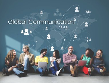 çeşitlilik arkadaşlar duvarının yakınında