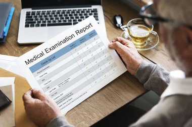 Komuta sizde holding kağıt