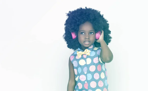 Girl Listening Music in Headphones — Stock Photo, Image