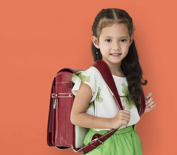 Menina da escola com mochila saco — Fotografia de Stock