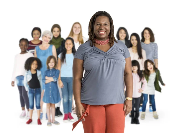 Groupe de génération de femmes multiethniques — Photo