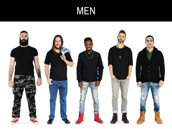 Mannen glimlachend en permanent in rij — Stockfoto