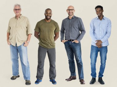 Stüdyo Yetişkin erkeklerde 