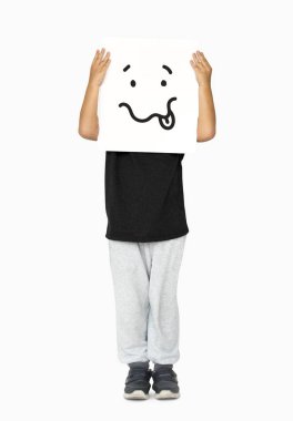 küçük çocuğu kapsayan yüz